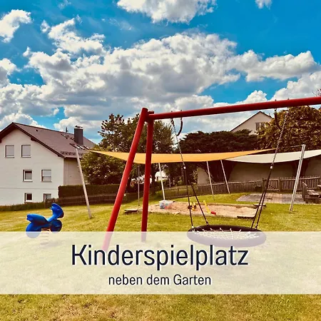 Familientreffen - Ganzes Haus - Spielplatz - Spielzimmer - Garten - Scheune - Terasse - Grill - Taufstein 펜션
