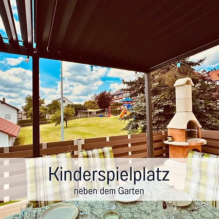 Ferienhaus Familientreffen - Ganzes Haus - Spielplatz - Spielzimmer - Garten - Scheune - Terasse - Grill - Taufstein Herbstein