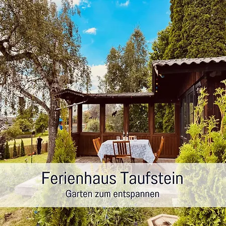 Ferienhaus Familientreffen - Ganzes Haus - Spielplatz - Spielzimmer - Garten - Scheune - Terasse - Grill - Taufstein