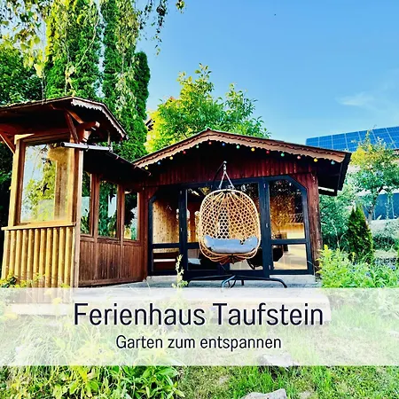 Familientreffen - Ganzes Haus - Spielplatz - Spielzimmer - Garten - Scheune - Terasse - Grill - Taufstein Ferienhaus *