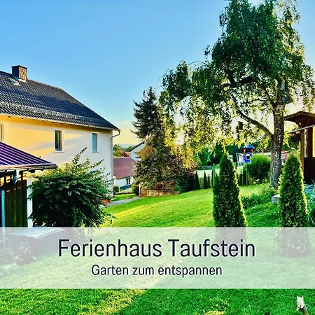 Ferienhaus Familientreffen - Ganzes Haus - Spielplatz - Spielzimmer - Garten - Scheune - Terasse - Grill - Taufstein *