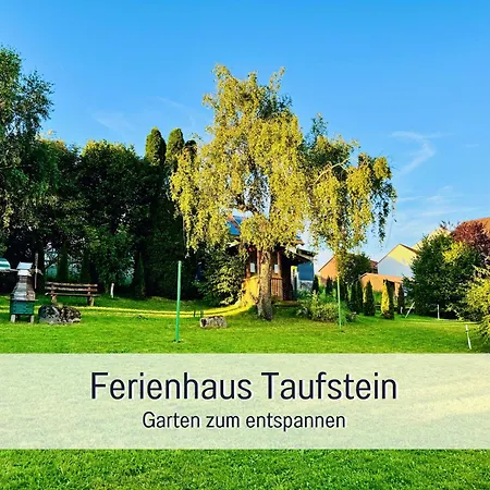 Familientreffen - Ganzes Haus - Spielplatz - Spielzimmer - Garten - Scheune - Terasse - Grill - Taufstein Ferienhaus Herbstein