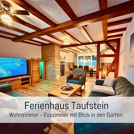 펜션 Familientreffen - Ganzes Haus - Spielplatz - Spielzimmer - Garten - Scheune - Terasse - Grill - Taufstein Herbstein