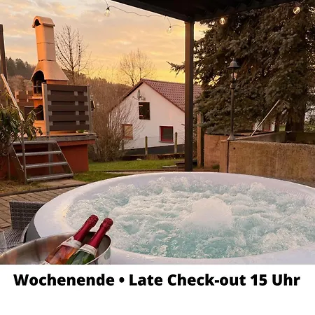 Grosses Fuer 12 -17 Personen Mit Whirlpool - Spielzimmer Und Garten *