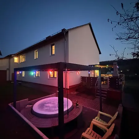 Grosses Fuer 12 -17 Personen Mit Whirlpool - Spielzimmer Und Garten * Herbstein