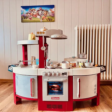Grosses Fuer 12 -17 Personen Mit Whirlpool - Spielzimmer Und Garten Herbstein