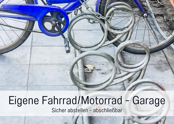 Großes Für 12 -17 Personen Mit Whirlpool - Spielzimmer Und Garten